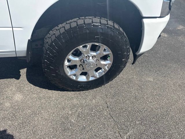 Used 2024 RAM 2500 Laramie w/ Safety Group AWD/4WD image 10