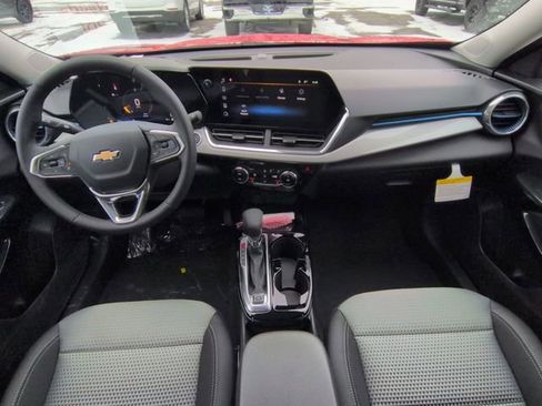 New 2026 Chevrolet Trax LT image 21