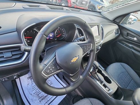 Used 2023 Chevrolet Equinox LT image 10