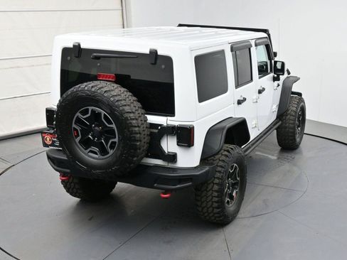 Used 2017 Jeep Wrangler Unlimited Rubicon AWD/4WD image 35