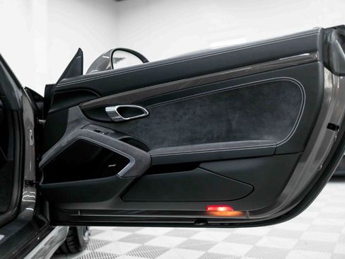 Used 2017 Porsche 911 Carrera GTS image 41