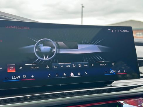 New 2026 BMW 740i xDrive AWD/4WD image 39