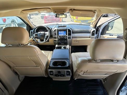 Certified 2019 Ford F250 Lariat w/ Lariat Ultimate Package AWD/4WD image 29