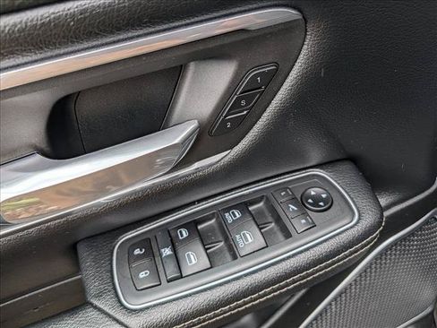 Used 2020 RAM 1500 Laramie AWD/4WD image 26