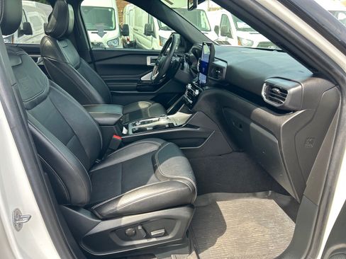 Certified 2023 Ford Explorer ST w/ Equipment Group 401A AWD/4WD image 21