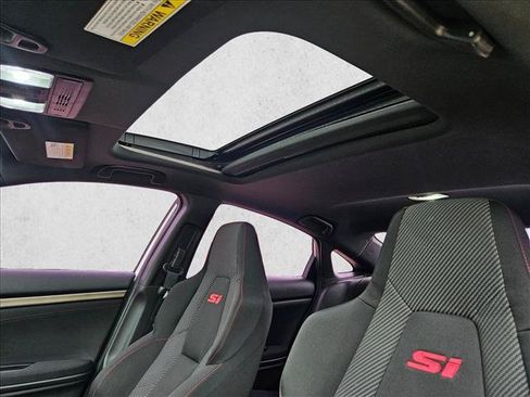 Used 2018 Honda Civic Si image 15