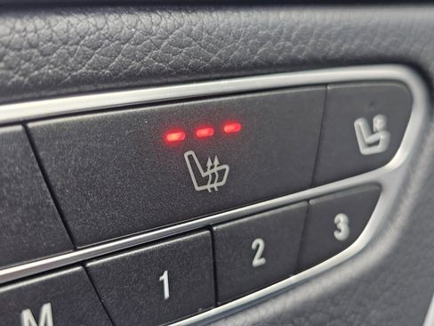 Used 2015 Mercedes-Benz S 550 4dr Sdn S 550 4MATIC w/ Sport Package image 46