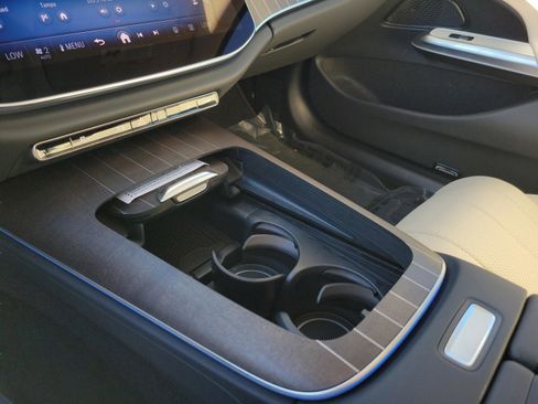 New 2026 Mercedes-Benz E 350 Sedan image 9