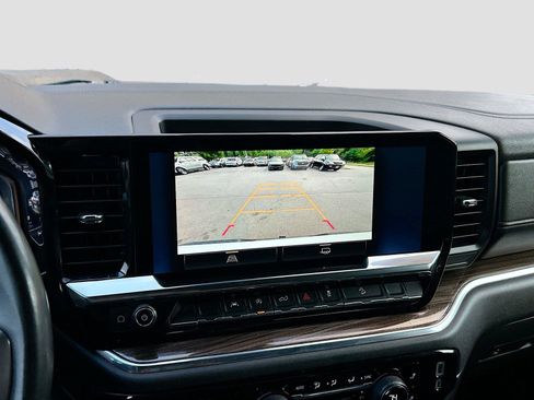 Used 2024 Chevrolet Silverado 1500 LT Trail Boss w/ Protection Package AWD/4WD image 30
