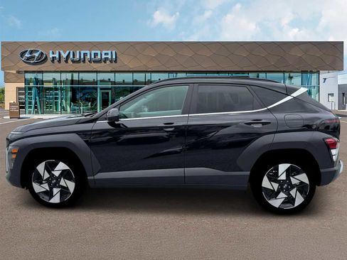 New 2026 Hyundai Kona Limited FWD image 3