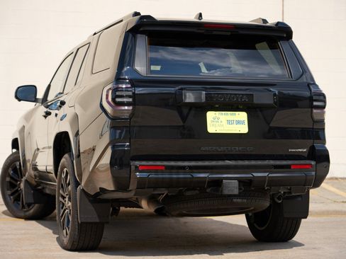 Used 2025 Toyota 4Runner Platinum AWD/4WD image 6