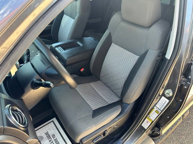 Used 2015 Toyota Tundra SR5 w/ TRD Off Road Package AWD/4WD image 11