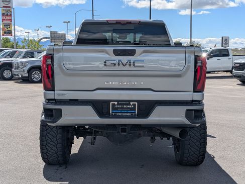 Certified 2024 GMC Sierra 3500 Denali Ultimate image 5