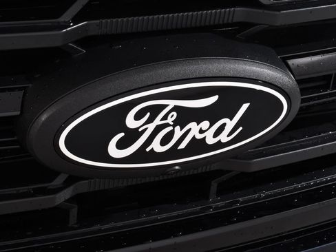 New 2026 Ford F150 XLT w/ Equipment Group 302A MID AWD/4WD image 20