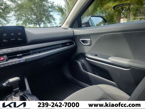 Certified 2025 Kia K4 FWD image 18