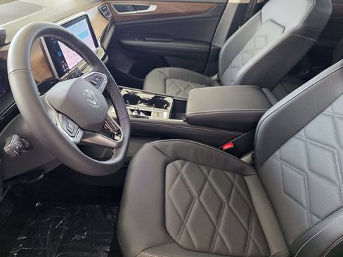 New 2026 Volkswagen Atlas SE FWD image 11