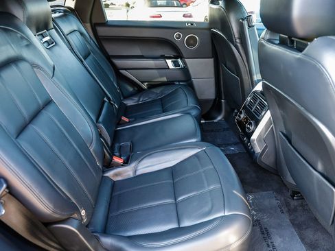 Used 2022 Land Rover Range Rover Sport HSE Silver Edition image 18