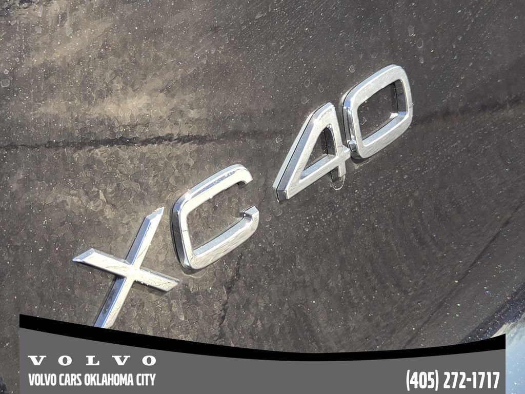 Used 2026 Volvo XC40 B4 Core w/ Protection Package Premier FWD image 10
