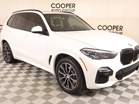 Used 2019 BMW X5 xDrive40i w/ M Sport Package AWD/4WD image 1