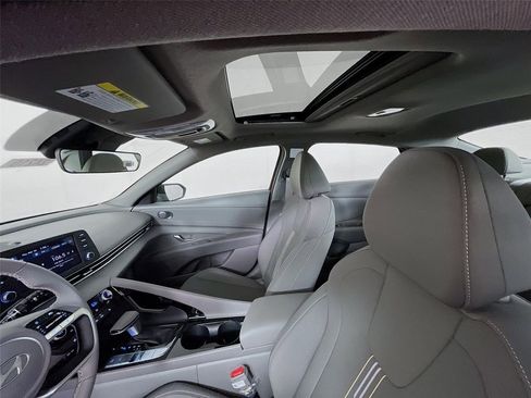 New 2026 Hyundai Elantra SEL Sport w/ Cargo Package FWD image 7