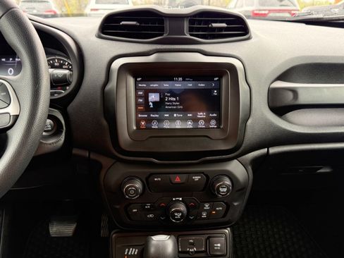 Used 2018 Jeep Renegade Sport w/ Power & Air Group AWD/4WD image 13
