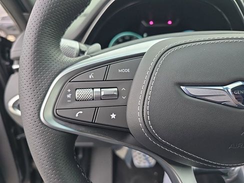 Used 2025 Genesis GV70 2.5T Sport Prestige w/ Sport Prestige Package image 15