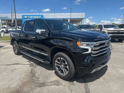 New 2026 Chevrolet Silverado 1500 High Country w/ LPO, Dark Essentials Package