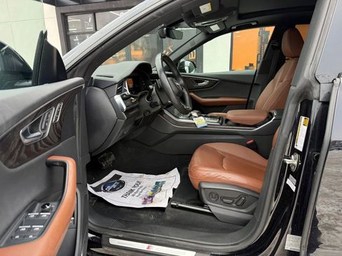 Used 2021 Audi Q8 Premium Plus w/ Premium Plus Package image 9