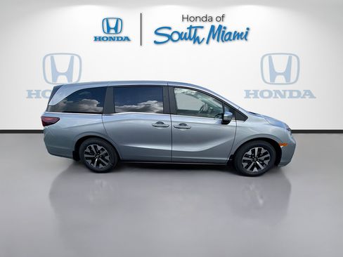 New 2026 Honda Odyssey EX-L image 8