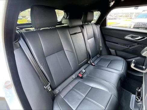 Used 2026 Land Rover Range Rover Velar Dynamic SE image 17