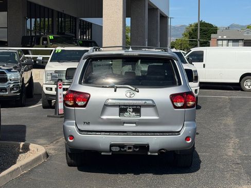 Used 2018 Toyota Sequoia Limited w/ Safety & Convenience Package AWD/4WD image 51
