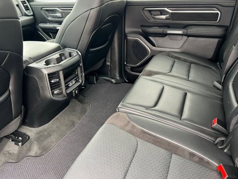 Used 2024 RAM 1500 Laramie image 9