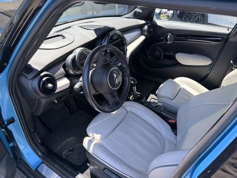 Used 2019 MINI Cooper S FWD image 2