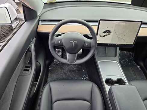 Used 2021 Tesla Model Y Performance AWD/4WD image 14