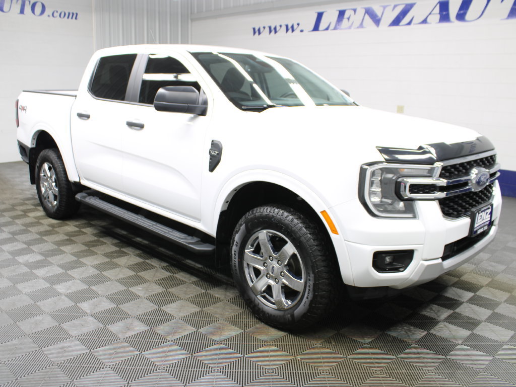 Used 2025 Ford Ranger XLT w/ Chrome Accent Package AWD/4WD image 3