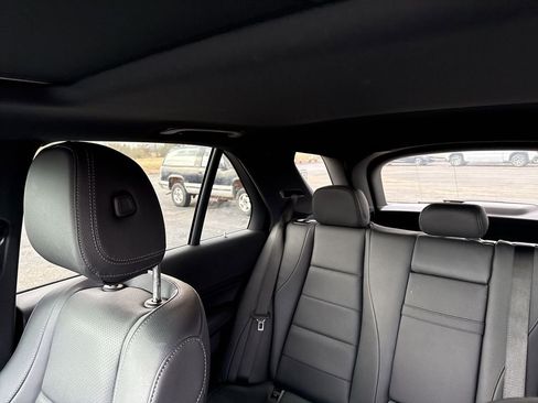 Used 2025 Mercedes-Benz GLE 350 4MATIC image 10