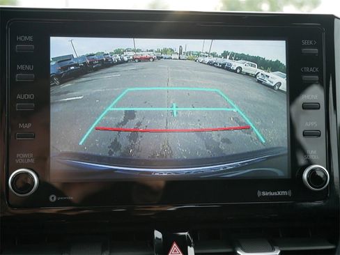 Used 2022 Toyota Corolla SE image 19