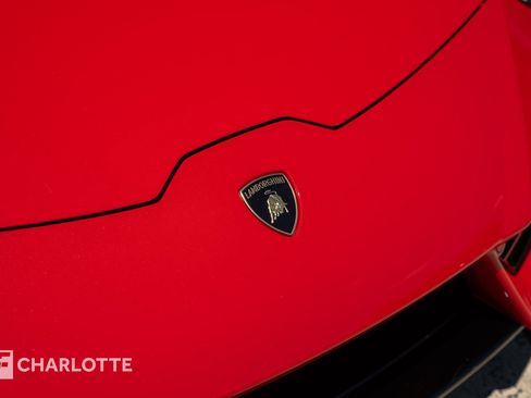 Used 2016 Lamborghini Huracan LP 580-2 RWD image 3