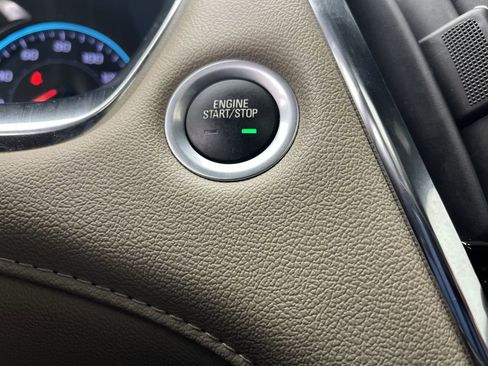 Certified 2023 Chevrolet Traverse LT w/ LT Premium Package image 25