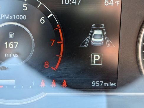Used 2025 Nissan Versa SR w/ Trunk Package FWD image 19