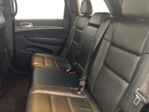 Used 2022 Jeep Grand Cherokee Limited AWD/4WD image 18
