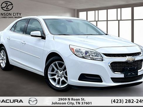 Used 2015 Chevrolet Malibu LT w/ Power Convenience Package FWD image 12