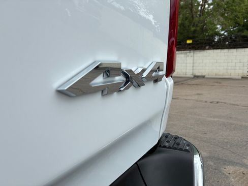 Used 2026 RAM 1500 Big Horn AWD/4WD image 16