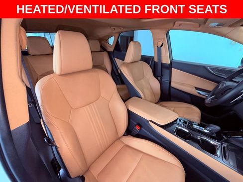 Used 2025 Lexus NX 250 FWD w/ Accessory Package (Z2) image 11
