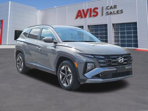 Used 2025 Hyundai Tucson SEL AWD/4WD image 3