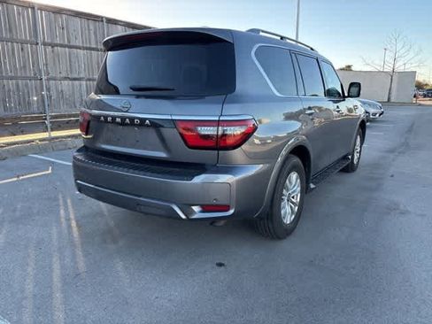 Used 2023 Nissan Armada SV image 5