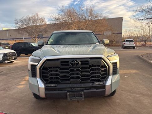 Used 2023 Toyota Tundra Limited image 2