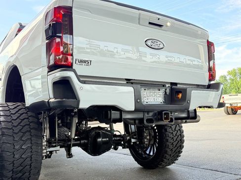 Used 2024 Ford F250 Lariat w/ Lariat Ultimate Package AWD/4WD image 8