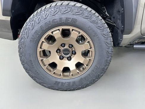 New 2026 Toyota Tacoma 4x4 Double Cab Hybrid w/ Tow Tech Package image 34