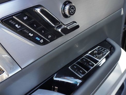 New 2026 Cadillac Vistiq Luxury image 16